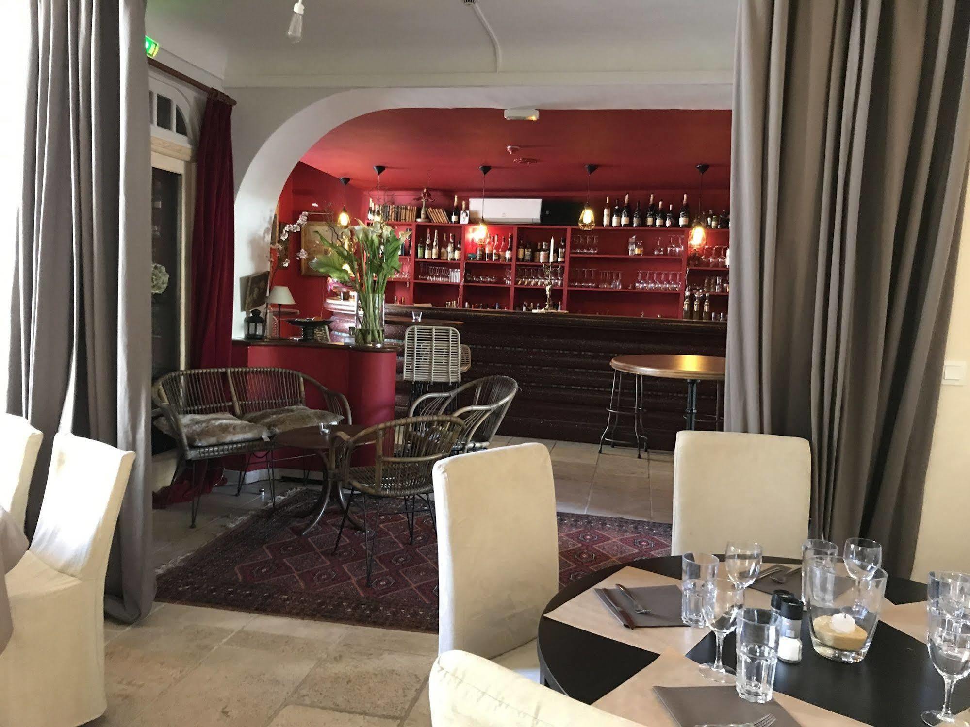 La Margelle 3* Pernes-les-Fontaines